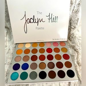 Jaclyn hill Morphe pallet
